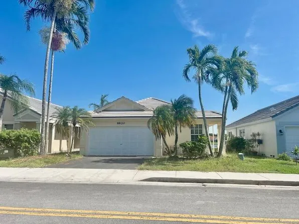 8820 N Lake Park Cir Circle N, Davie, FL 33328