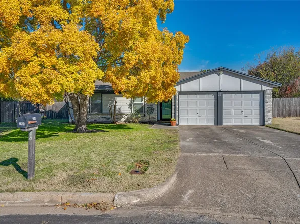 751 Tumbleweed Ct, Fort Worth, TX 76108