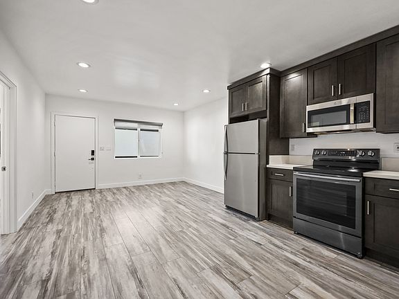 5th image of 451 Coronado Ter #H