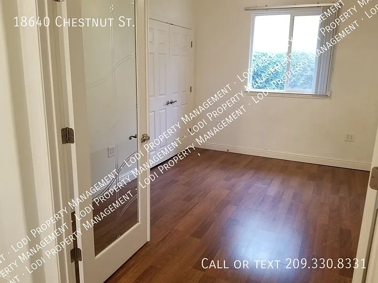 18640 Chestnut St — Photo 10