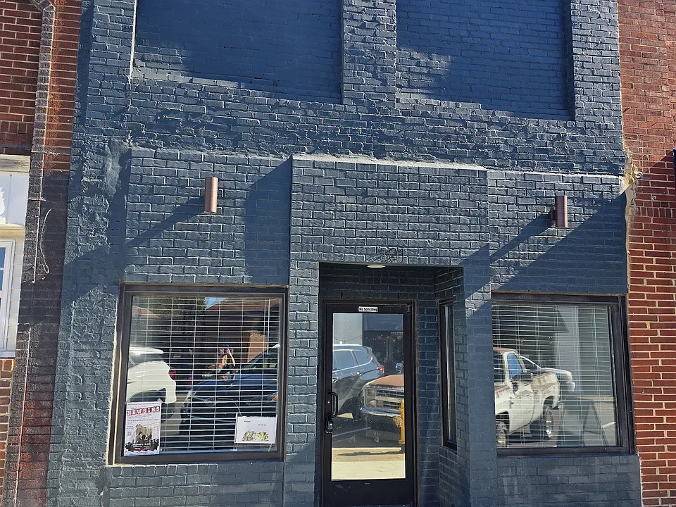 101 S Main St