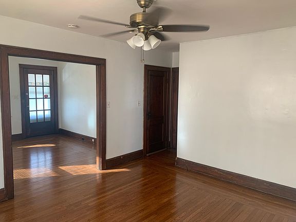 5th image of 4513 Ashland Ave #1