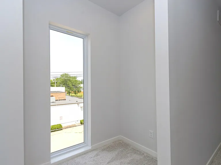 1732 Barber St SW — Photo 19