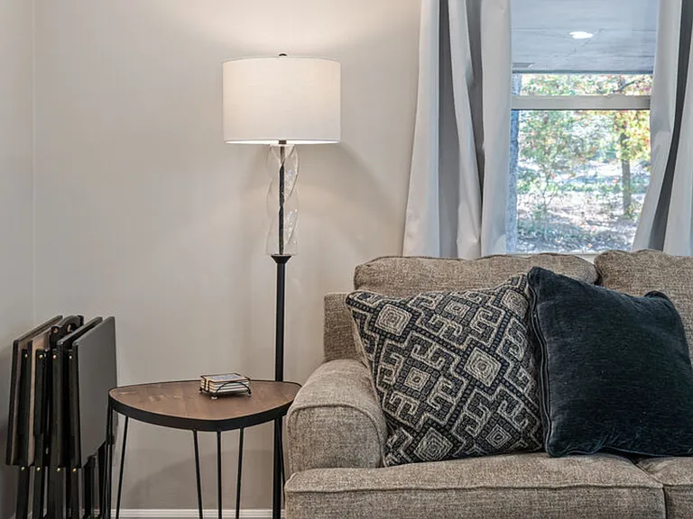8 Ridgeway Dr #ID1234806P — Photo 1