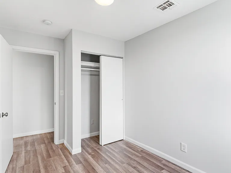 274 Littleton Ave #3 — Photo 8
