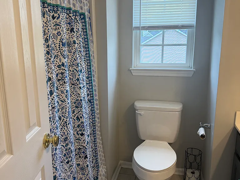 Carolinian Dr — Photo 8