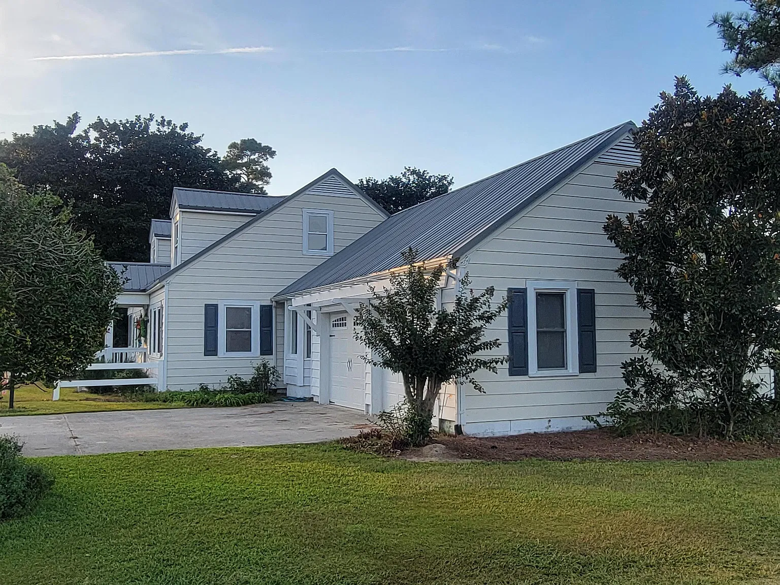 3 bed, 4.0 bath, $2,300 — Photo 4
