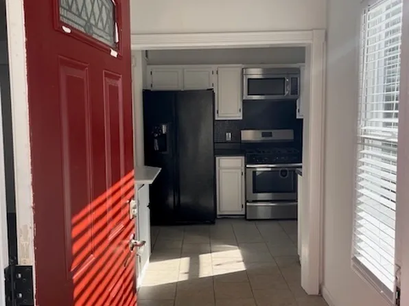2254 Wellington Cir, Lithonia, GA 30058
