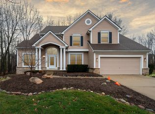 3358 Roseglade, Rochester, MI 48306