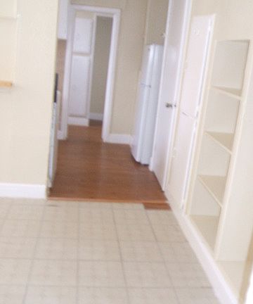 3rd image of 303 Howard St APT 102