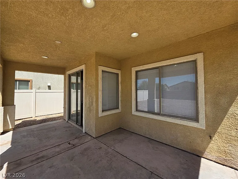 3665 Remington Grove Ave — Photo 86
