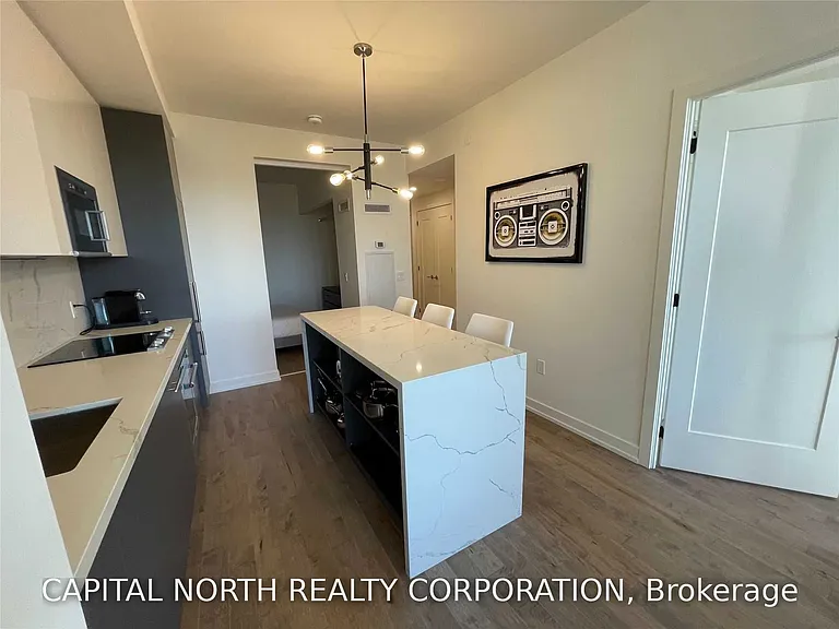 330 Richmond St W #1612 — Photo 10