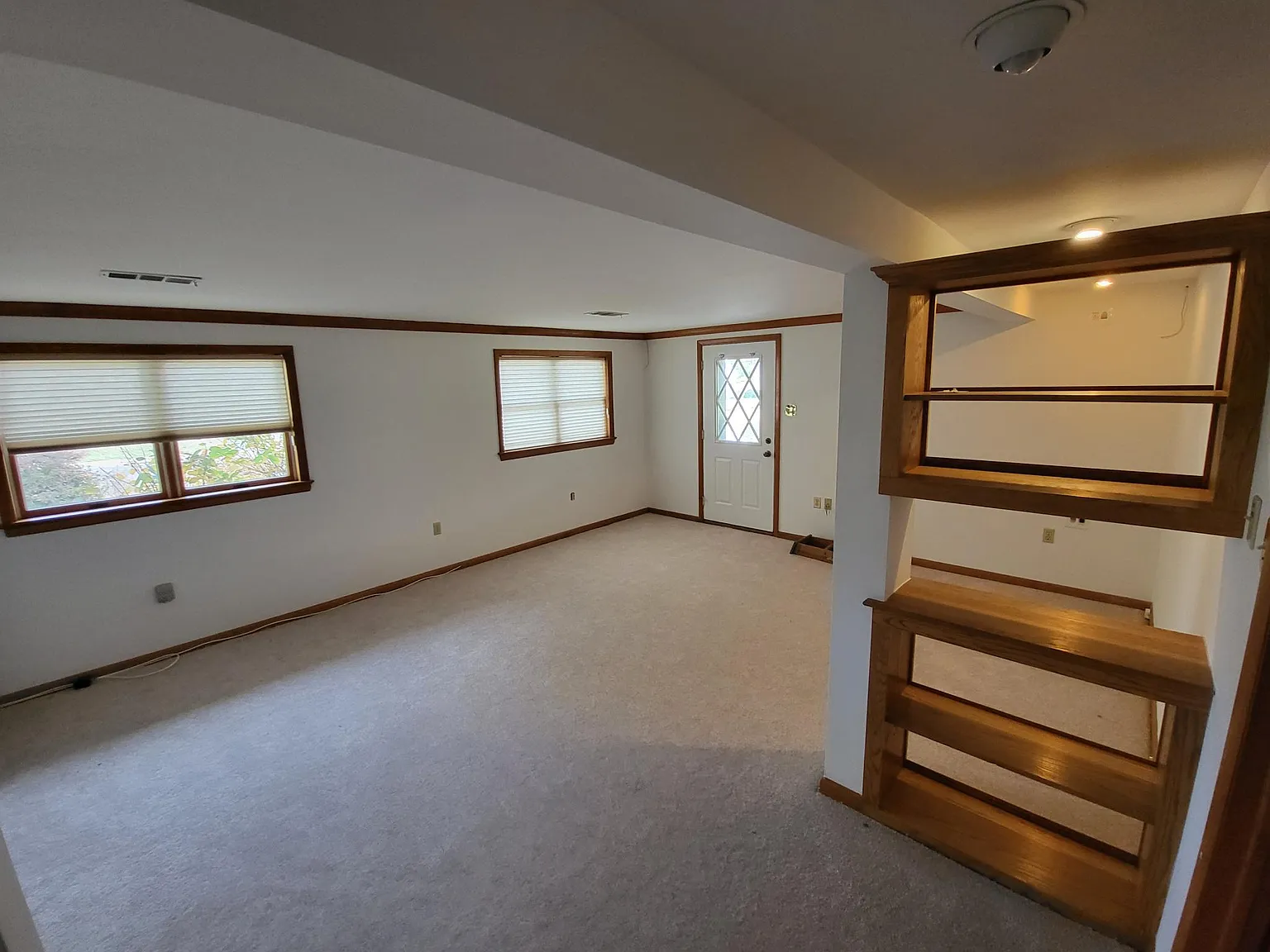 1 bed, 1000 sqft, $1,200 — Photo 2