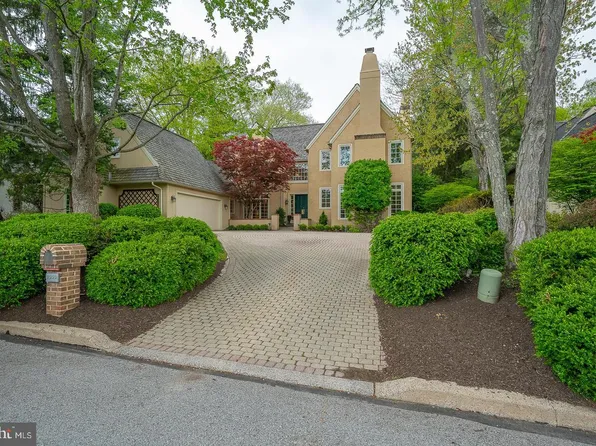 1227 Denbigh Ln, Wayne, PA 19087