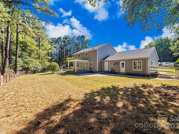 2nd image of 7304 Entwhistle Ct