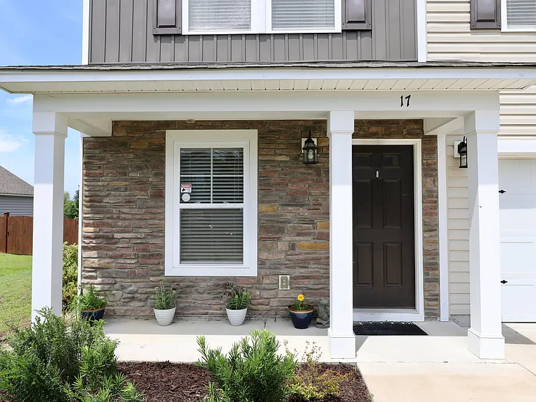 17 Carriagebrook Cir — Photo 5