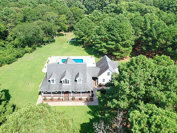 4th image of 1935 Sand Hill Dr
