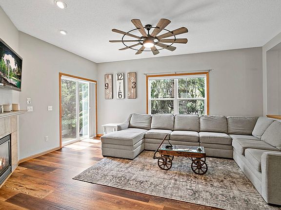 2nd image of 4855 Bulrush Blvd
