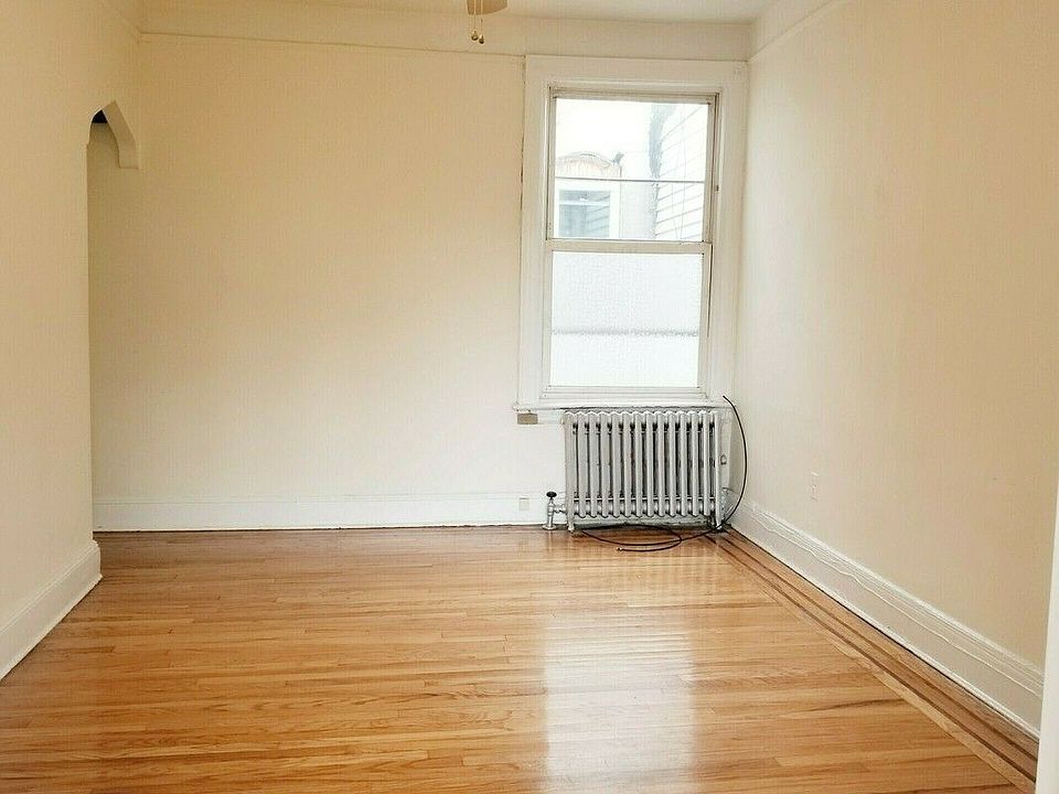 1st image of 567 20th St Unit 2F