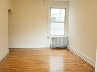 567 20th St UNIT 2F, Brooklyn, NY