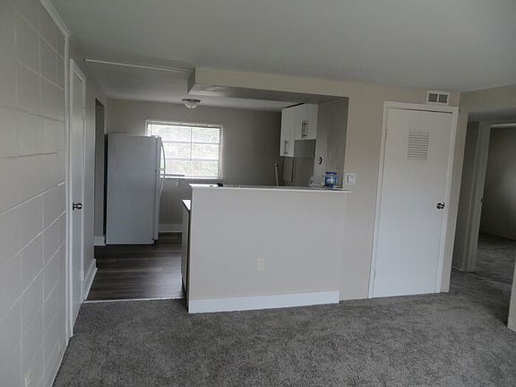 3rd image of 3622 Cushing Dr APT A