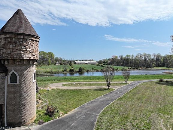 2nd image of 7165 Summerdale Rd