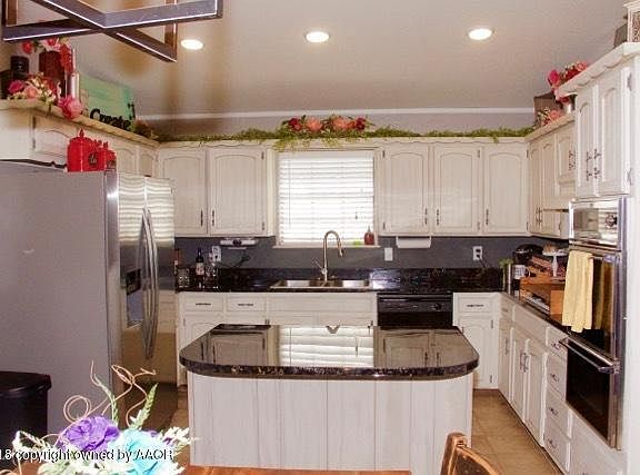 3rd image of 1021 Cimarron Trl
