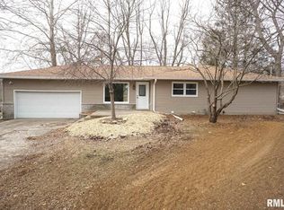 31 Palomino Rd, Springfield, IL 62702