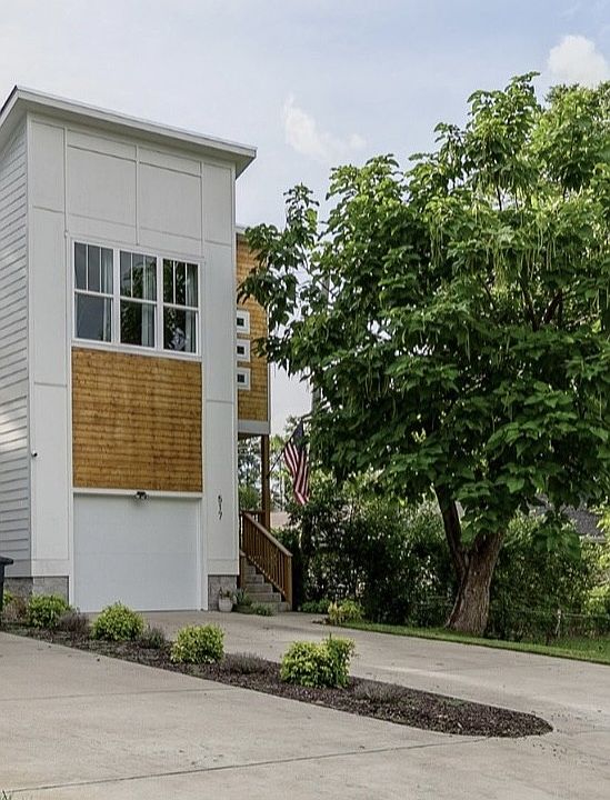 1st image of 517 Elaine Ave