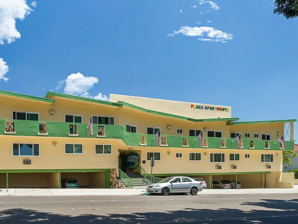 Plaza Apartments