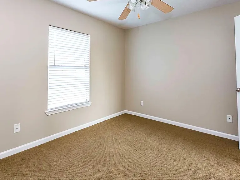 17 Hillside Cv — Photo 16
