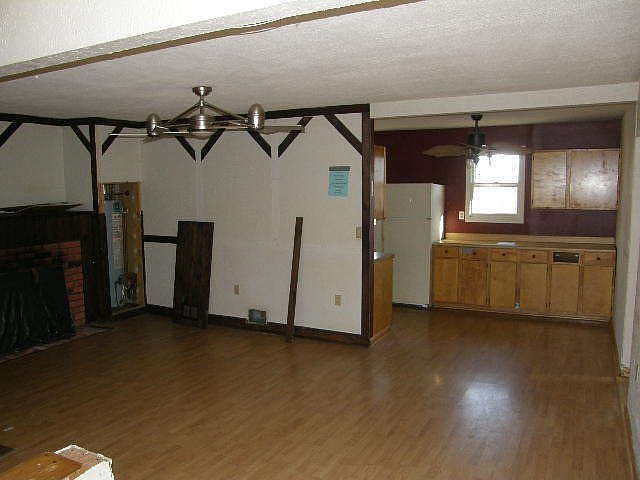 2nd image of 9 Stevens St