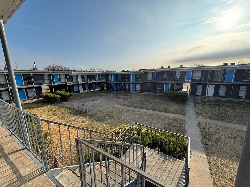 Eastgate Apartments