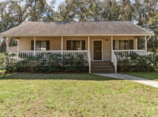 1424 Lewis St, Fernandina Beach, FL 32034