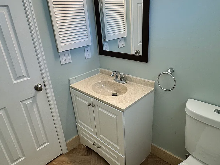 893 Henrico Ct — Photo 19