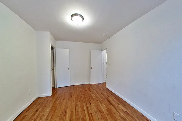 Rented by CitySites Real Estate Group | media 19