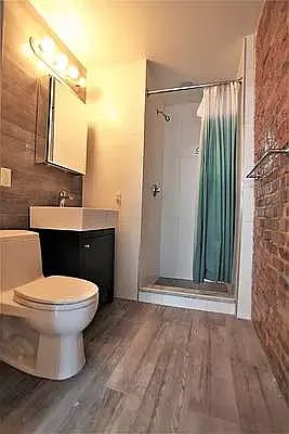 Rented by Metropolitan Property Group | media 18