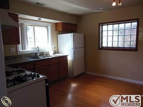 19 Mile 9-6-13 019 (500x375).jpg