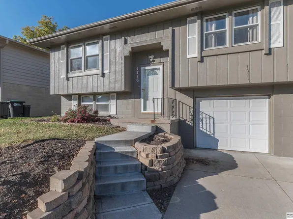1716 N 107th St, Omaha, NE 68114