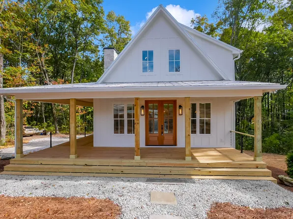 9322 Scenic Hwy, Lookout Mountain, GA 30750