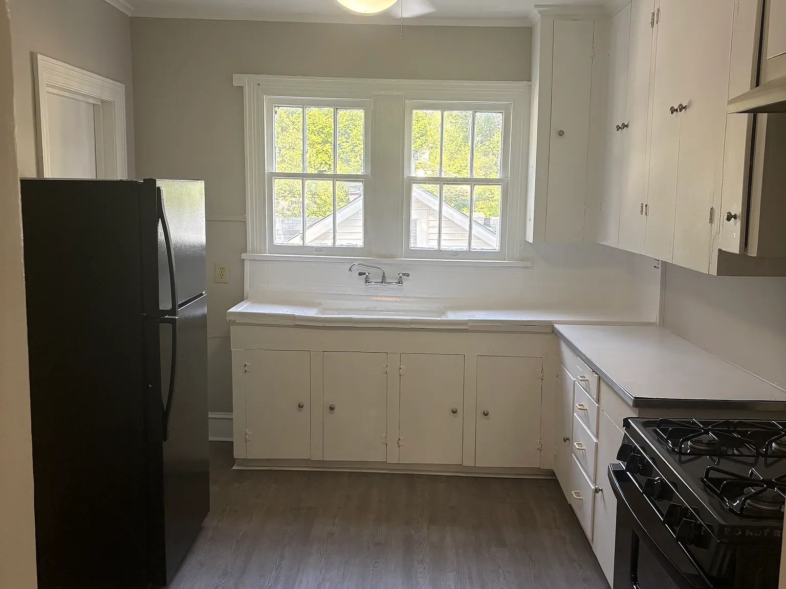 2 bed, 1000 sqft, $800 — Photo 3