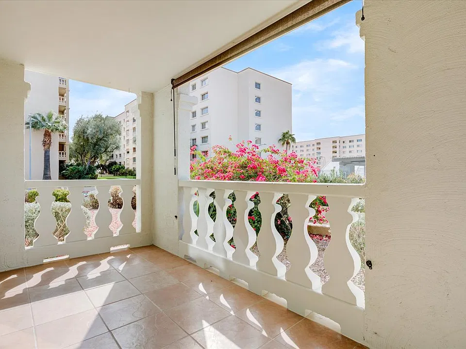 7870 E Camelback Rd #110