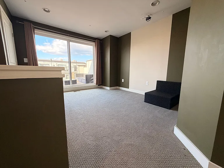 8086 Tribeca St #8086TRIBECA — Photo 40