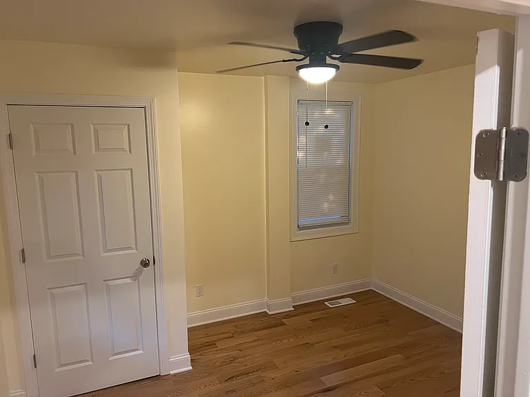 720 Main St — Photo 13