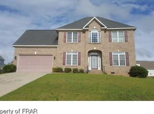 3923 Gaithersburg Ln, Hope Mills, NC 28348