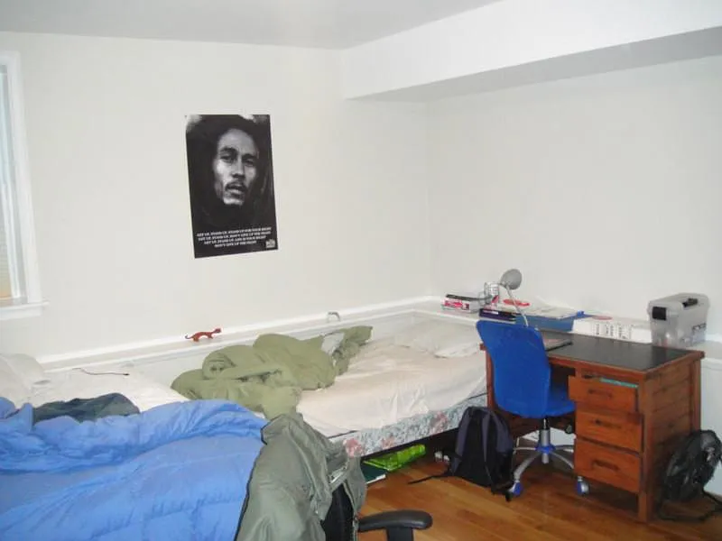 3 bed, 900 sqft, $4,500 — Photo 3