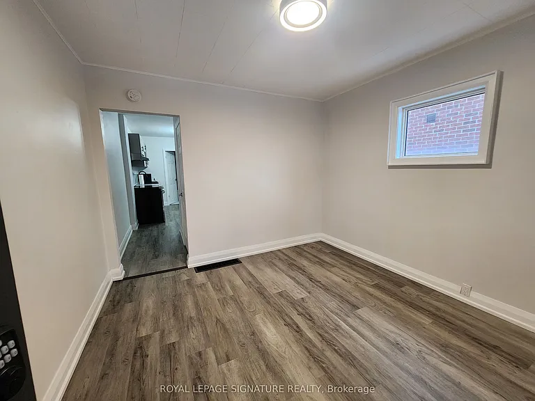 731 Saint Antoine St — Photo 19