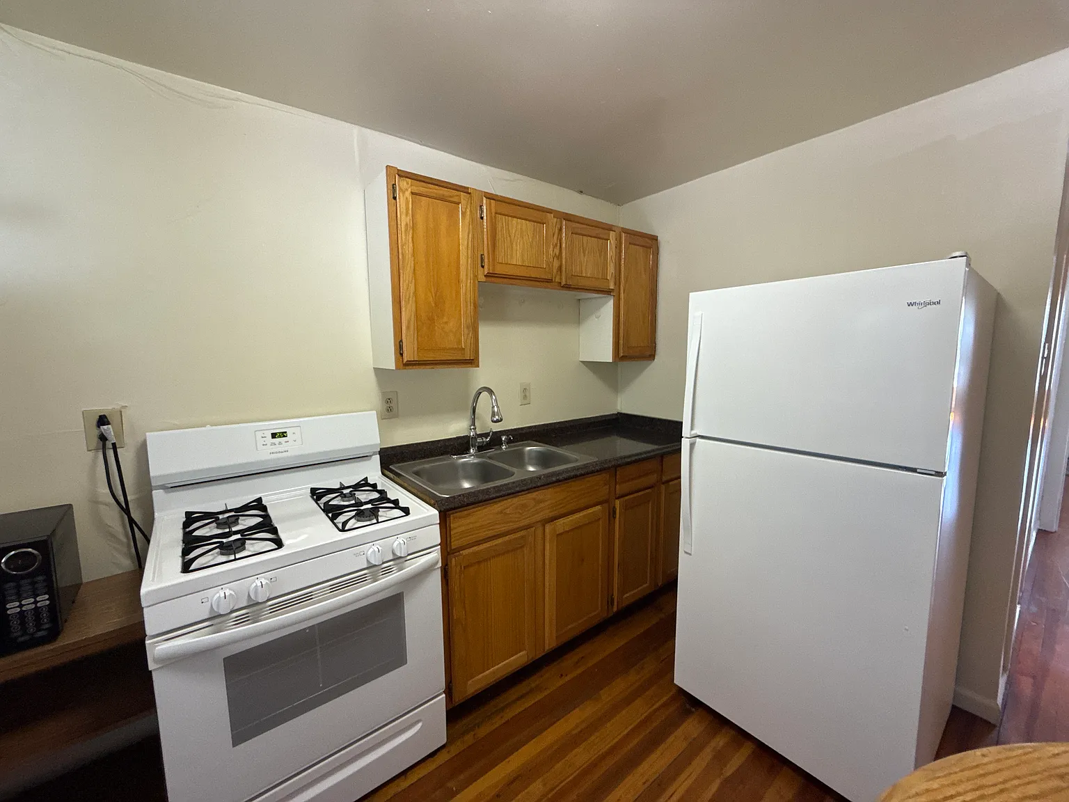 30 Haendel St #2W photo 1
