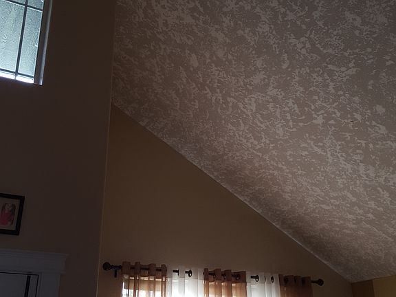 Living Rm.Ceiling