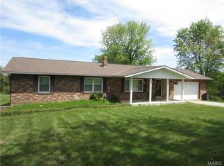 769 Green Ridge Dr, Catawissa, MO 63015